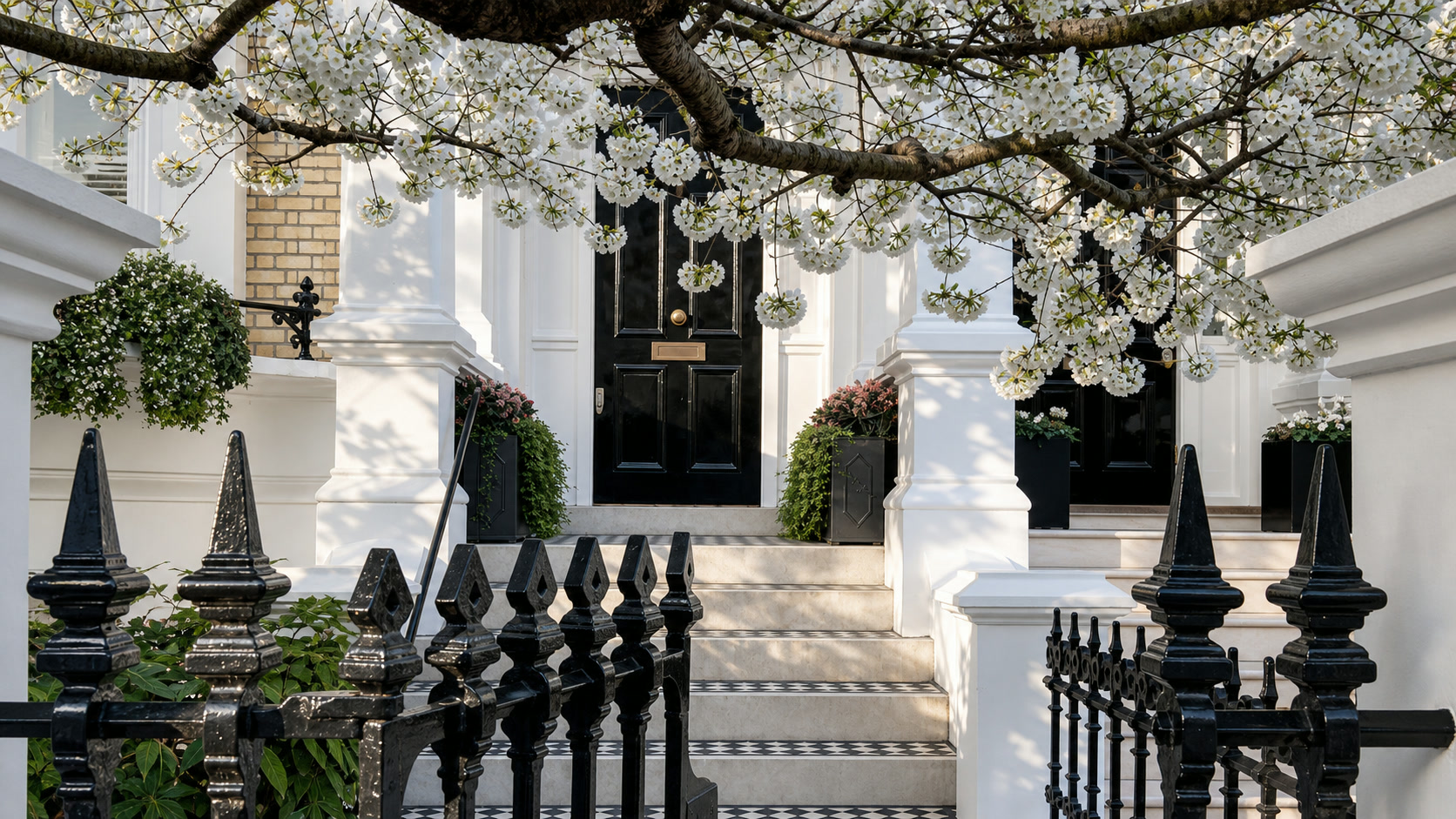 Contemporary London townhouse with a bright garden terrace